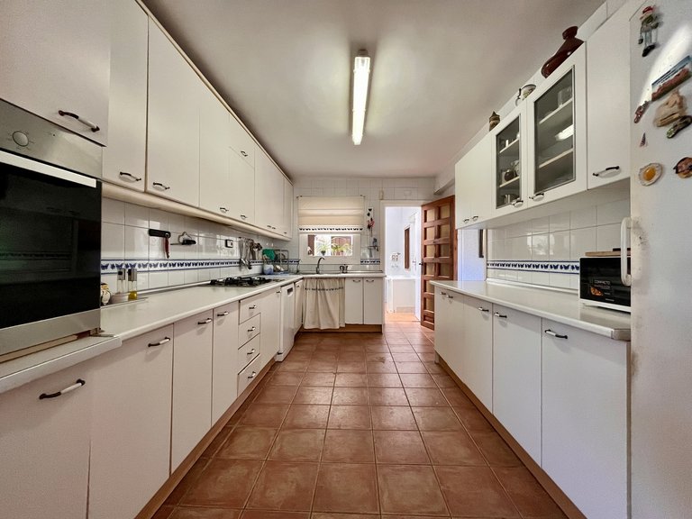 Villa for Sale in Cabo Roig, Alicante 25