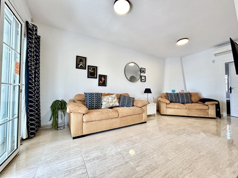 Villa for Sale in Villamartin, Alicante 5