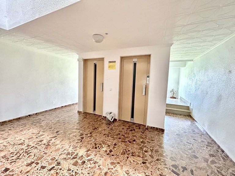 Apartment for Sale in Punta Prima, Alicante 29