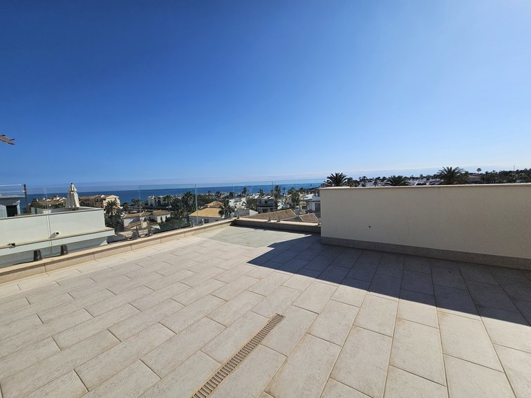 Villa for Sale in Costa Blanca La Zenia, Alicante 37