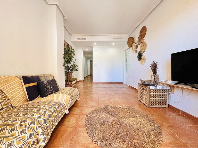 Apartment for Sale in Guardamar Del Segura, Alicante 16