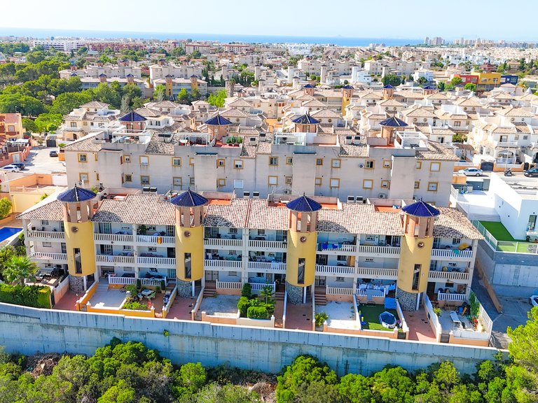 Apartment for Sale in Cabo Roig, Alicante 24