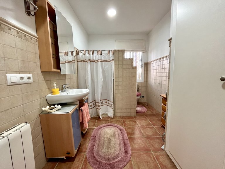 Villa for Sale in Cabo Roig, Alicante 11