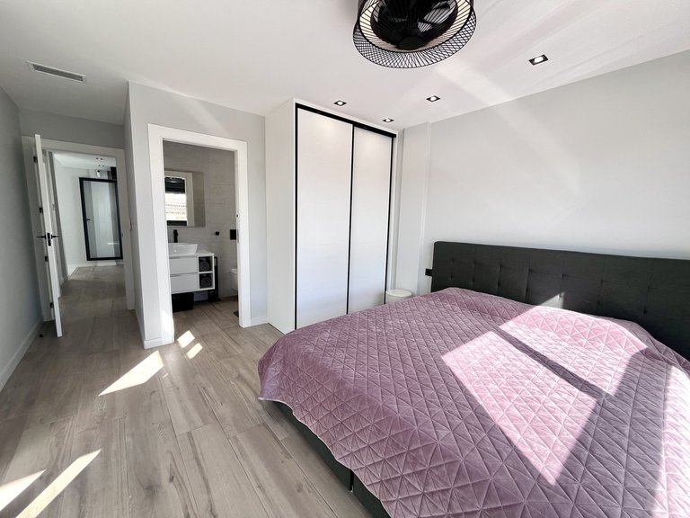 Villa for Sale in Costa Blanca Punta Prima, Alicante 12