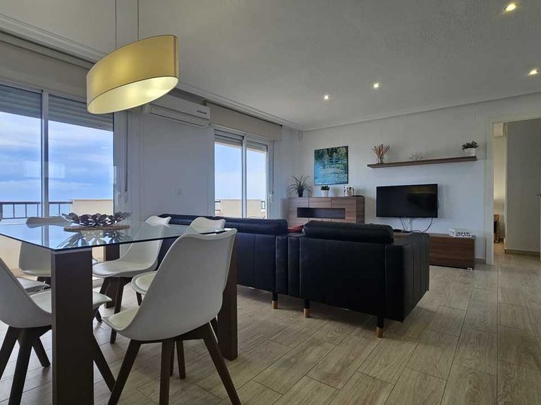 Apartment for Sale in Costa Blanca Mil Palmeras, Alicante 12