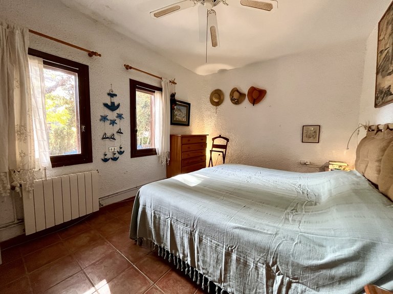 Villa for Sale in Cabo Roig, Alicante 9