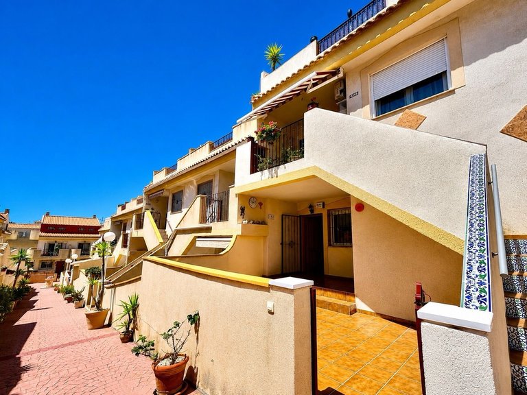 Apartment for Sale in La Zenia, Alicante 1