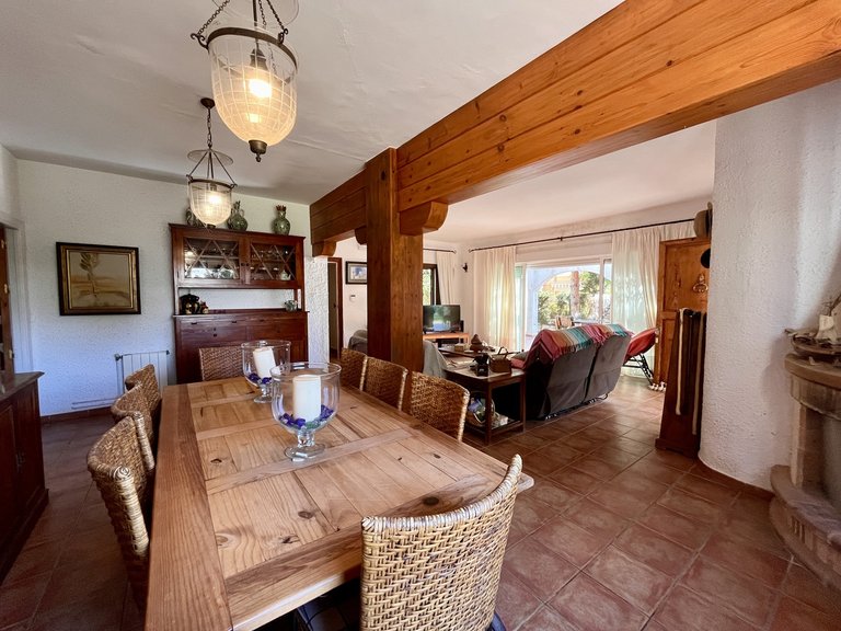 Villa for Sale in Cabo Roig, Alicante 6