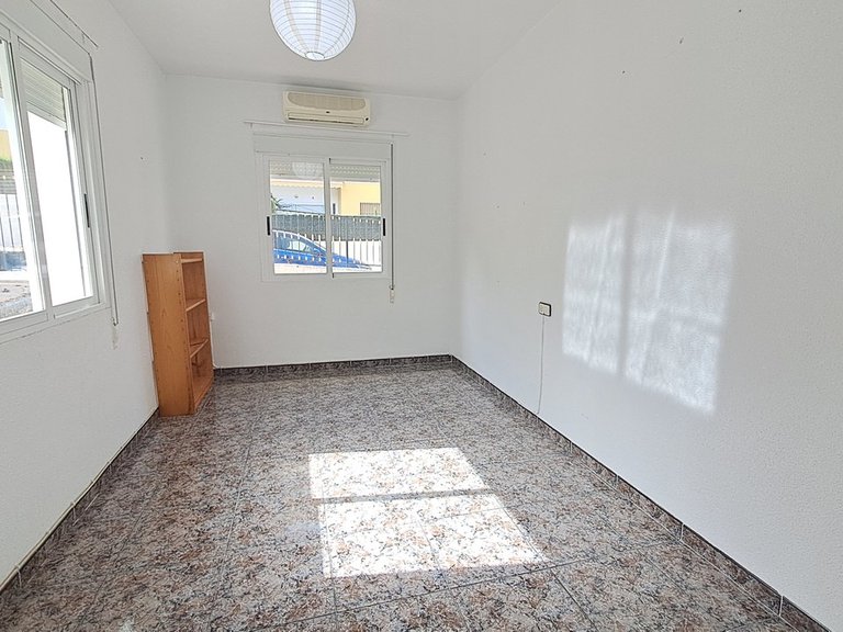 Villa for Sale in Costa Blanca Villamartin, Alicante 18