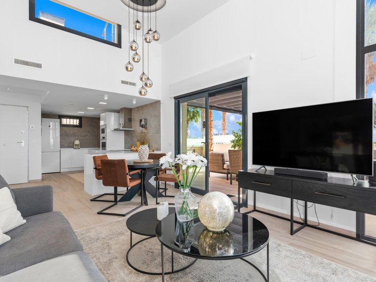 Villa for Sale in Cabo Roig, Alicante 5