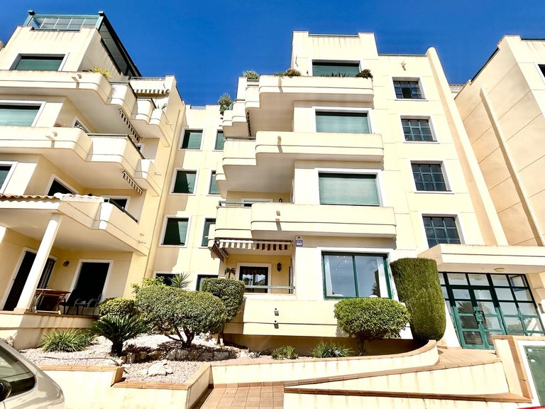 Apartment for Sale in Villamartin, Alicante 23