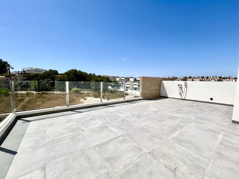 Villa for Sale in Costa Blanca Villamartin, Alicante 34