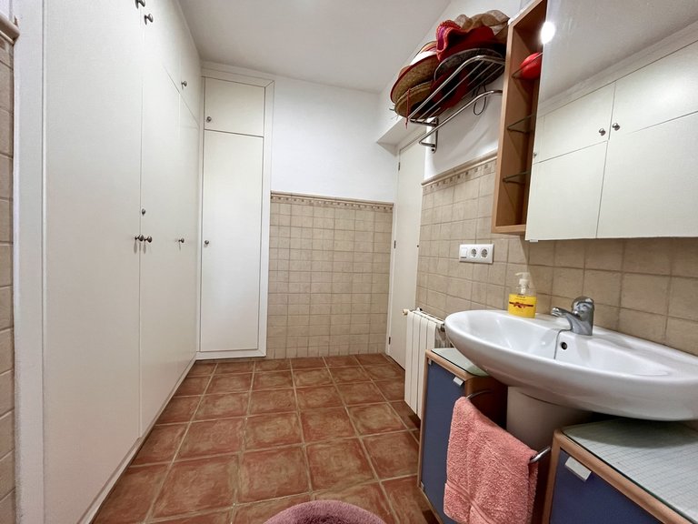 Villa for Sale in Cabo Roig, Alicante 12