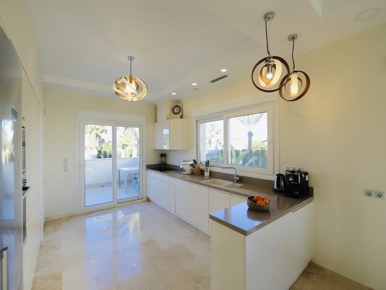 Villa for Sale in La Zenia, Alicante 13