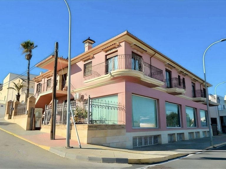 Villa for Sale in Inland San Miguel De Salinas, Alicante 1