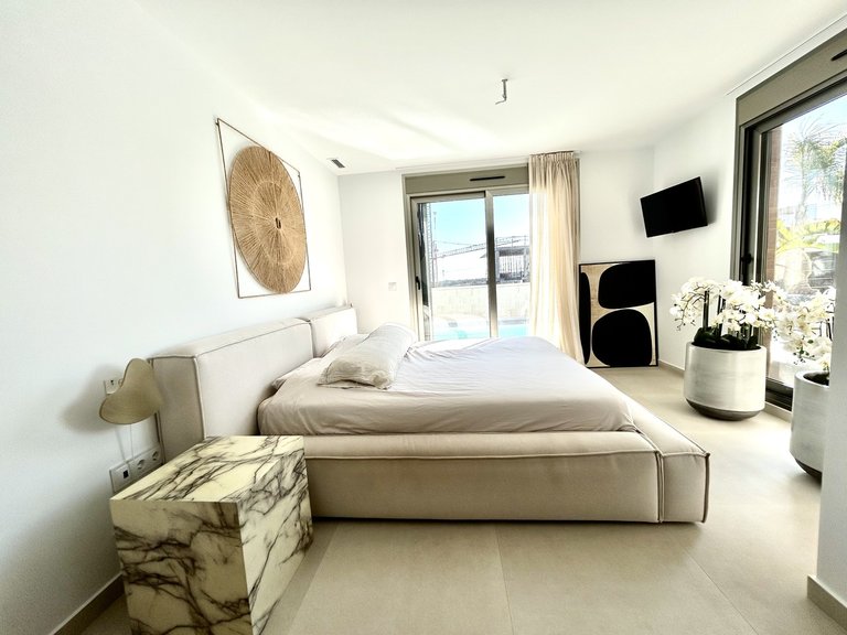 Villa for Sale in Inland San Miguel De Salinas, Alicante 12