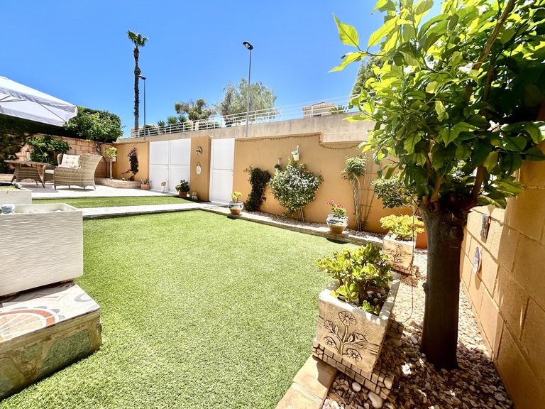 Villa for Sale in Costa Blanca Los Balcones, Alicante 34