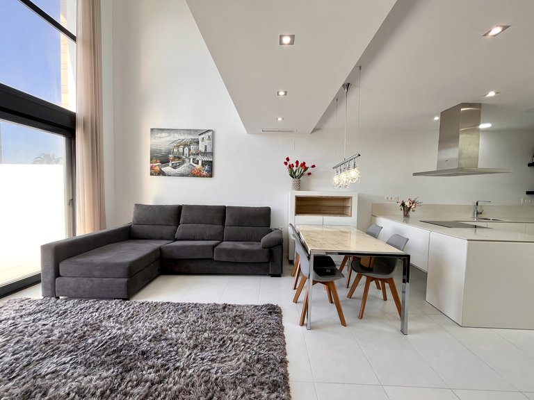 Villa for Sale in Inland Los Dolses, Alicante 9