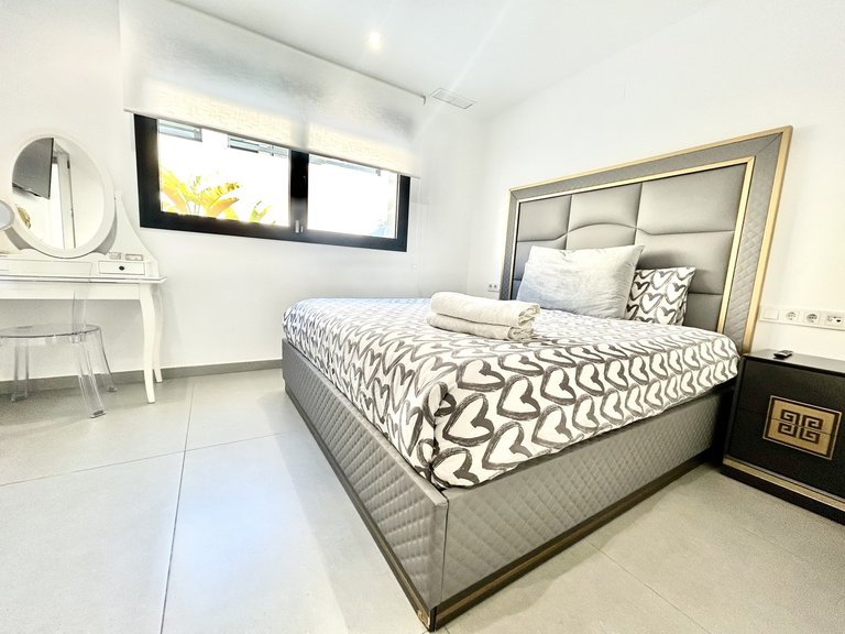 Villa for Sale in Costa Blanca Los Balcones, Alicante 12