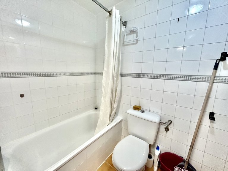 Apartment for Sale in Torrevieja, Alicante 11