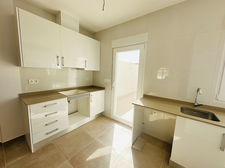 Villa for Sale in Pilar De La Horadada, Alicante 5