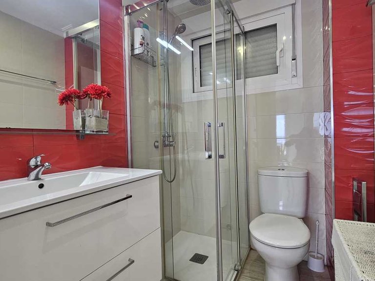 Apartment for Sale in Costa Blanca Mil Palmeras, Alicante 26