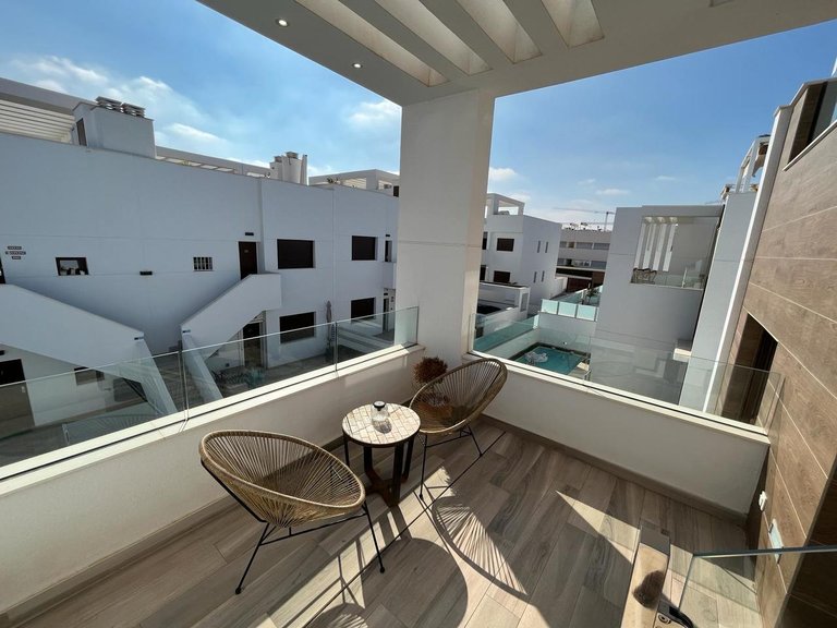 Villa for Sale in Los Balcones, Los Balcones, Torrevieja, Alicante 27