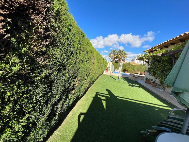 Villa for Sale in Costa Blanca Cabo Roig, Alicante 23