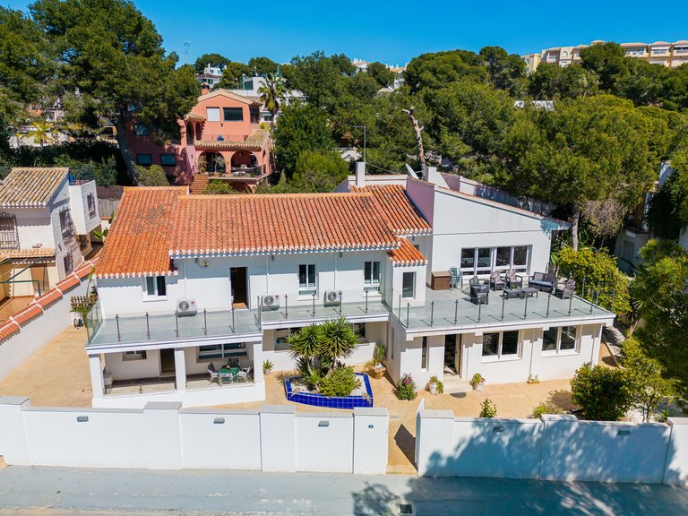 Villa for Sale in Dehesa De Campoamor, Alicante 1