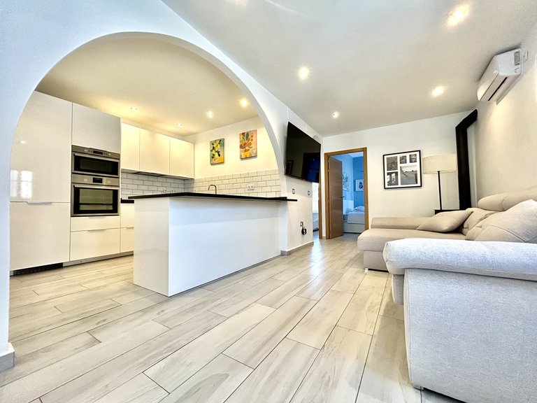 Villa for Sale in Villamartin, Alicante 6