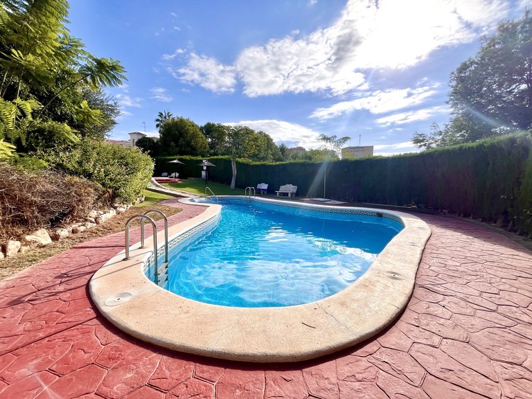 Apartment for Sale in Playa Flamenca, Alicante 35