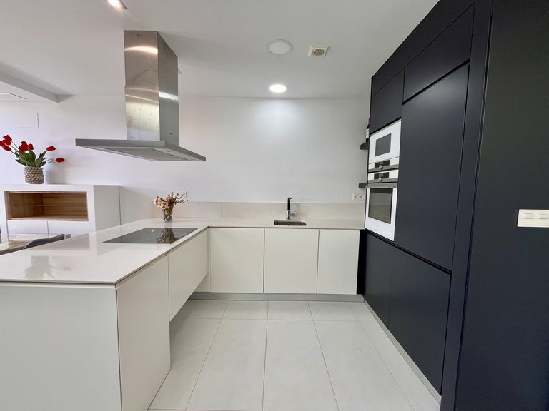 Villa for Sale in Inland Los Dolses, Alicante 4