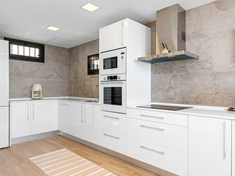 Villa for Sale in Cabo Roig, Alicante 41