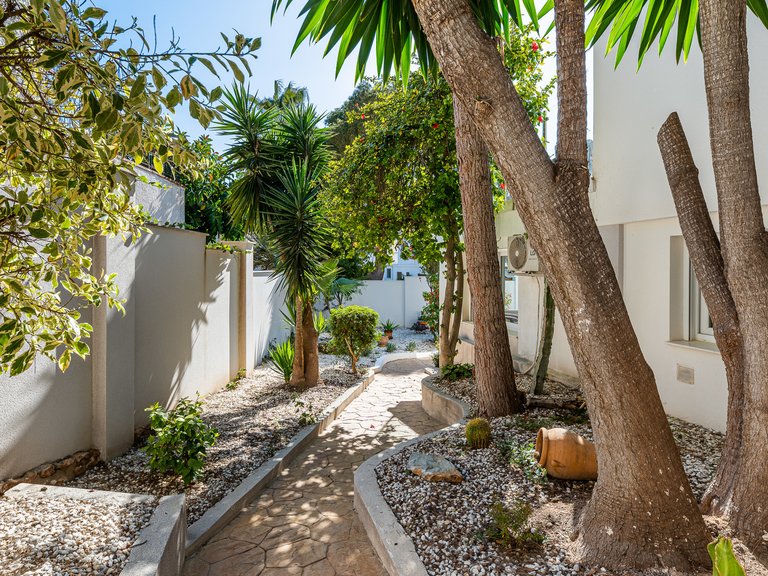 Villa for Sale in Dehesa De Campoamor, Alicante 30