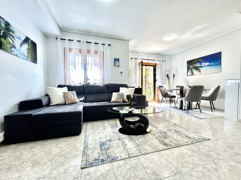 Town House for Sale in Playa Flamenca, Alicante 6