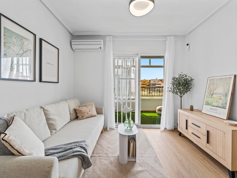 Apartment for Sale in Playa Flamenca, Alicante 6