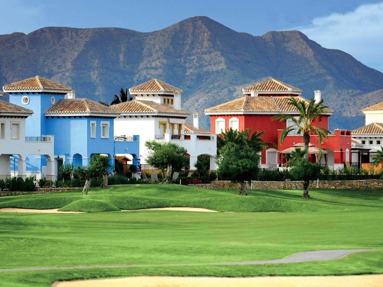 Villa for Sale in Las Colinas Golf Resort, Alicante 27