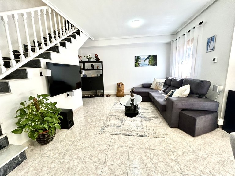 Town House for Sale in Playa Flamenca, Alicante 5
