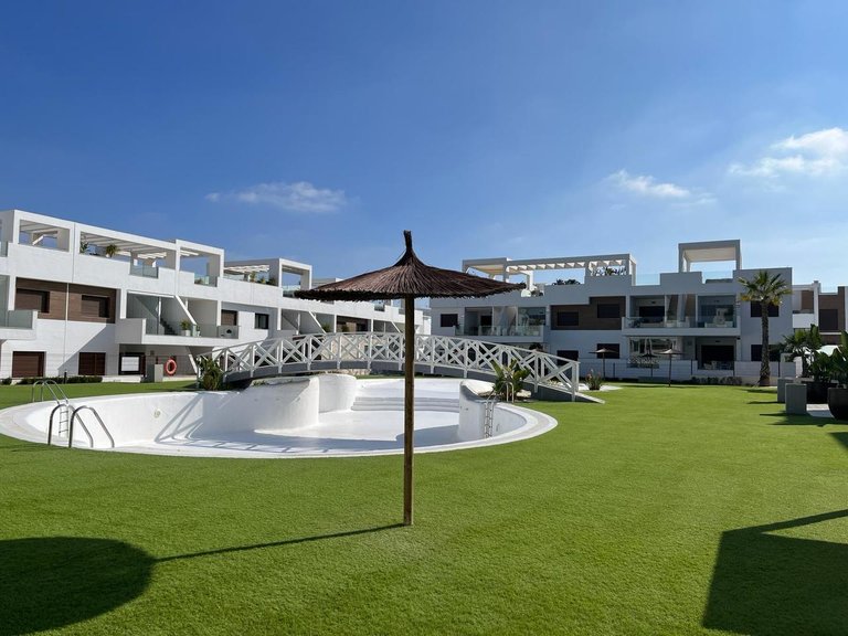 Villa for Sale in Los Balcones, Los Balcones, Torrevieja, Alicante 34