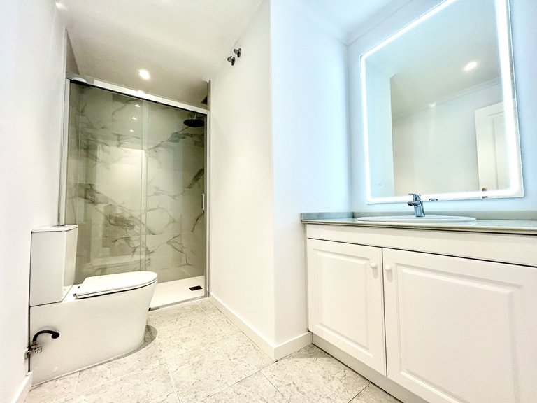 Apartment for Sale in Villamartin, Alicante 11