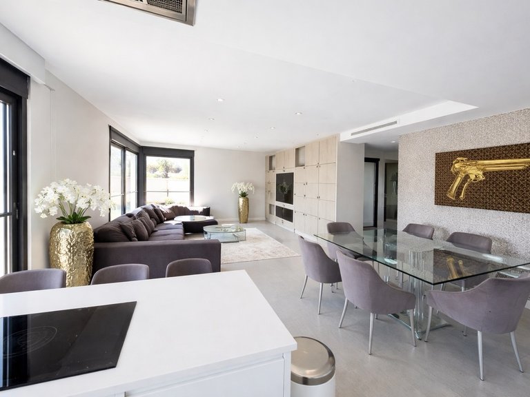 Villa for Sale in Costa Blanca Los Balcones, Alicante 6