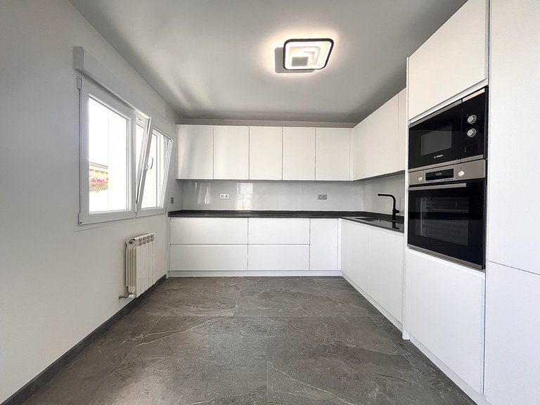 Villa for Sale in Costa Blanca Los Balcones, Alicante 6