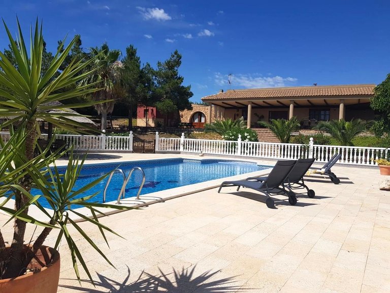 Villa for Sale in El Esparragal, Murcia 1