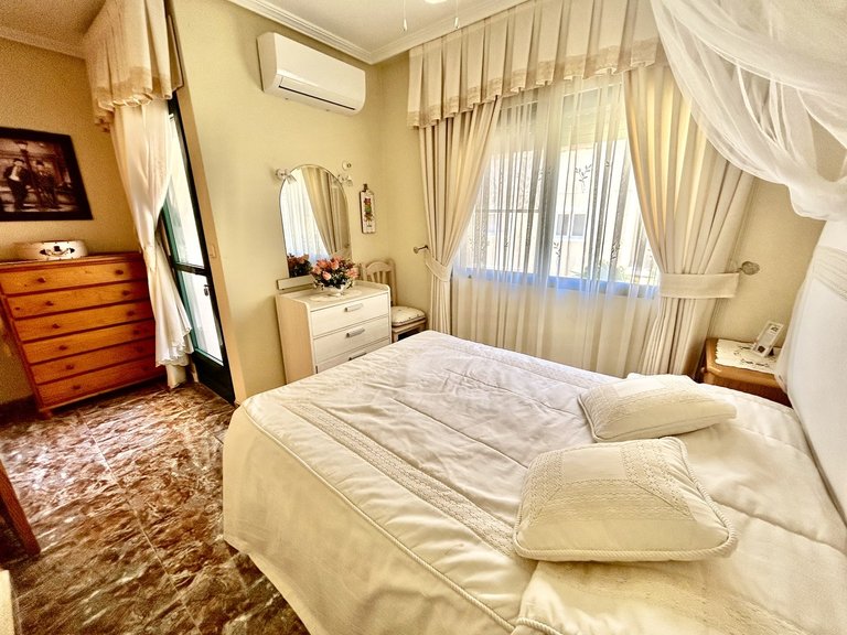 Town House for Sale in Costa Blanca La Zenia, Alicante 15