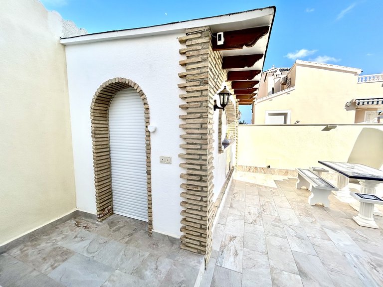 Villa for Sale in Inland Pinar De Campoverde, Alicante 42