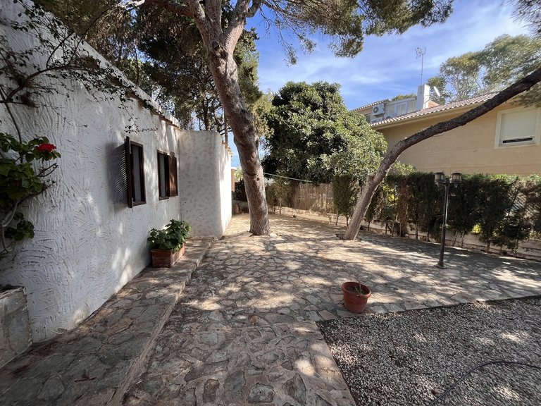 Villa for Sale in Cabo Roig, Alicante 29