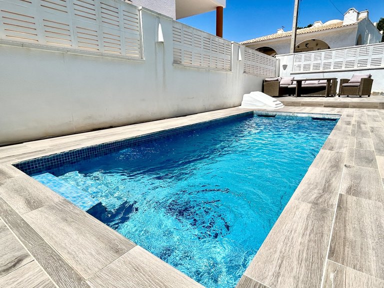 Villa for Sale in Villamartin, Alicante 2