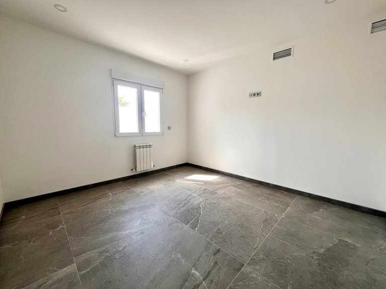 Villa for Sale in Costa Blanca Los Balcones, Alicante 14