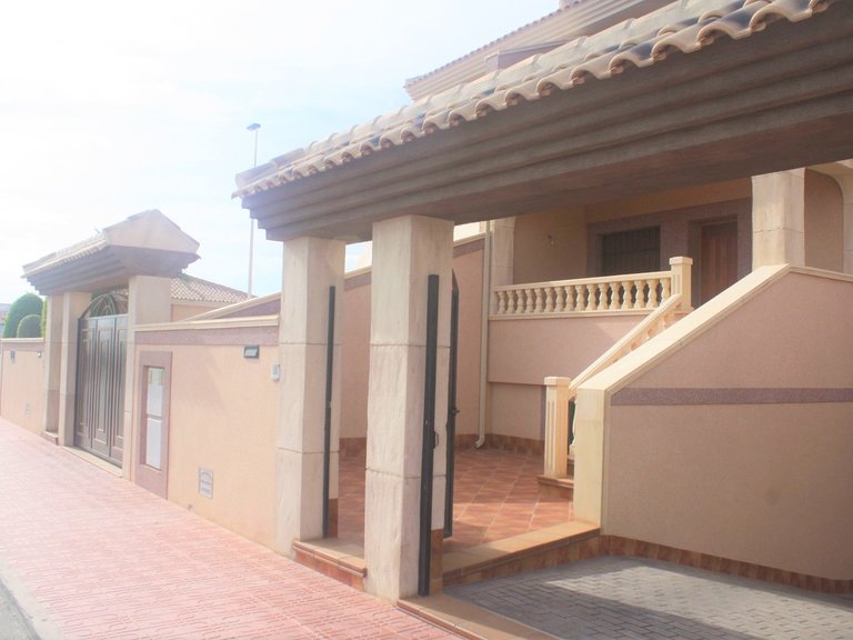 Town House for Sale in Costa Blanca Los Altos, Alicante 1