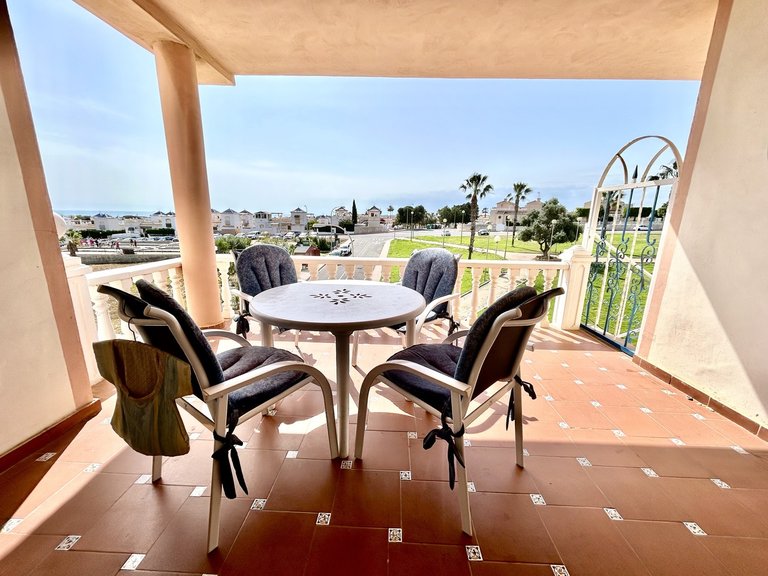 Apartment for Sale in Los Altos, Alicante 7